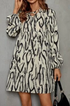 New Batch Printing Non-stretch Lace-up Long Sleeves Casual Mini Dress Wholesale Mini Dresses