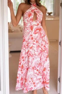 Sexy Non-stretch Halter Neck Batch Printing Hollow Backless Maxi Dress Wholesale Sexy Dresses
