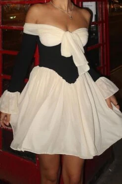 Sexy Slight Stretch Contrast Color Off Shoulder Long Sleeve Mini Dress Wholesale